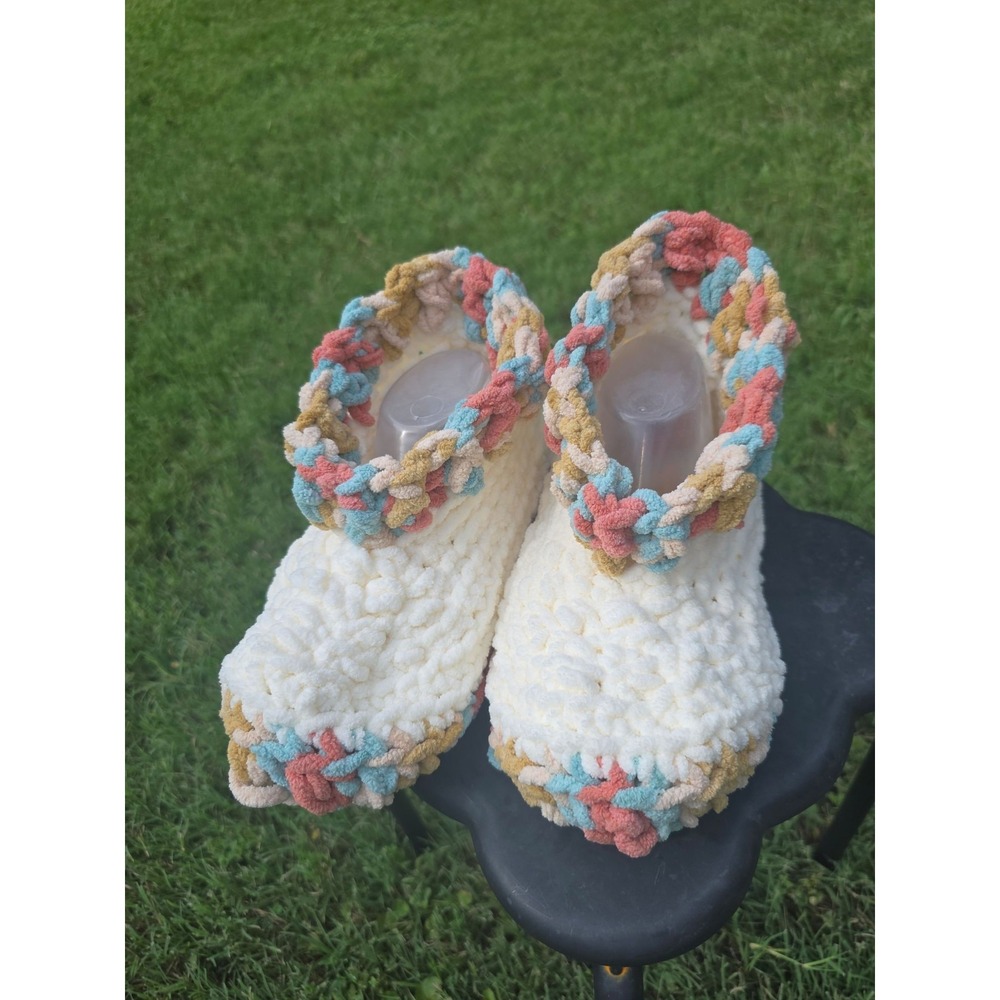 Handmade Crochet Chunky Yarn Slipper Socks Cozy Warm Booties White